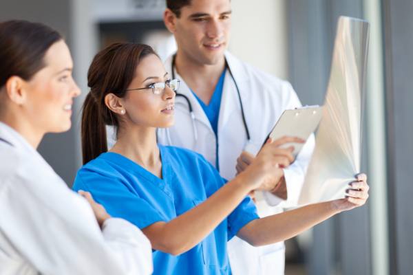 hogyan kezelhető a csípőízület coxarthrosis)